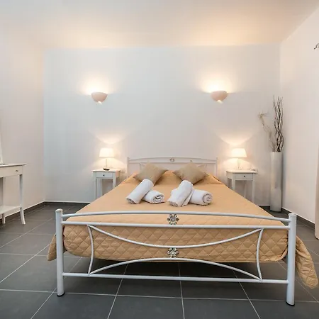 Casa Del Mar Agios Georgios (Santorini)