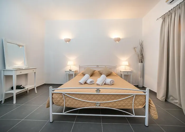 Casa Del Mar Agios Georgios (Santorini)